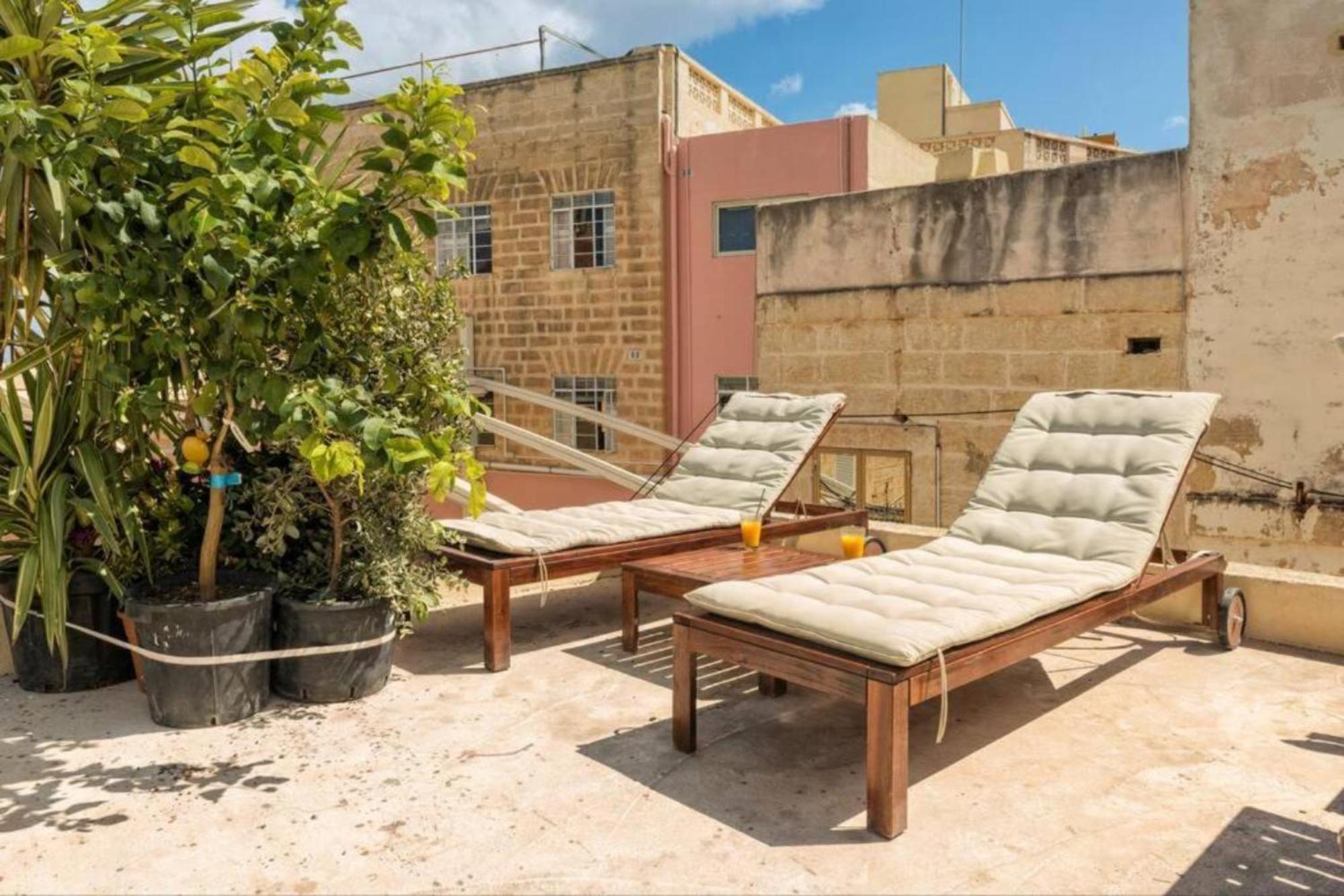 Authentic Gf Apartment With Terrace At The 3 Cities Marina Cospicua Ngoại thất bức ảnh